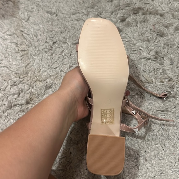 Public desire stud block heels size 9 - Picture 5 of 8